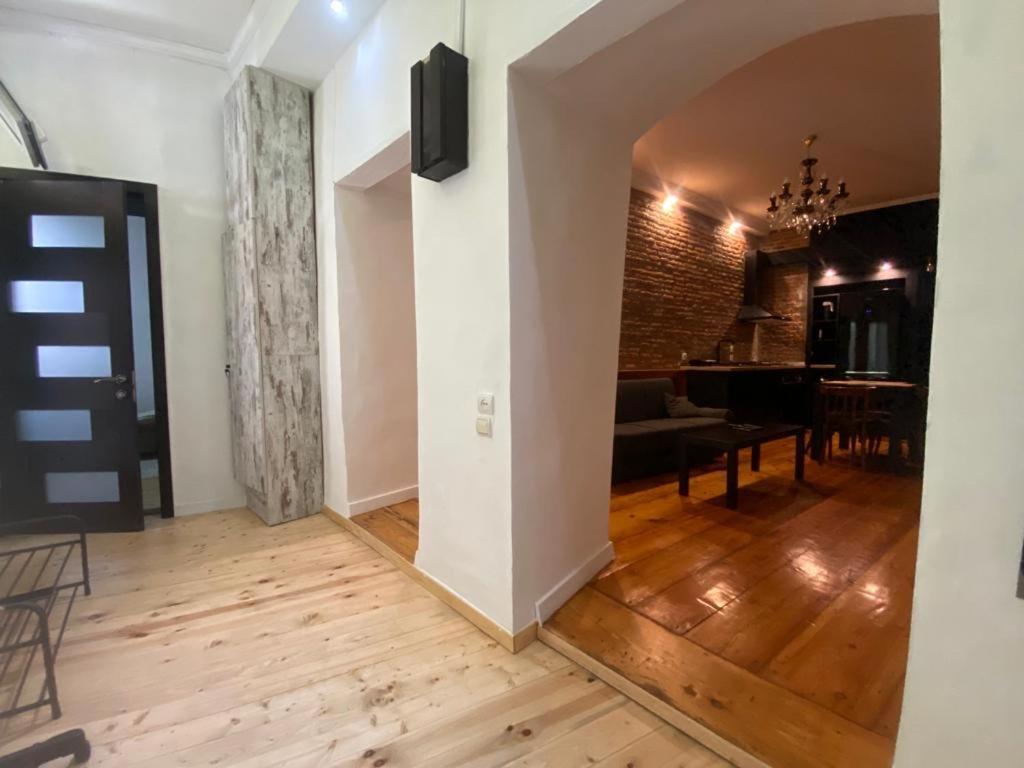 Tbilisi Central Apartment Екстериор снимка