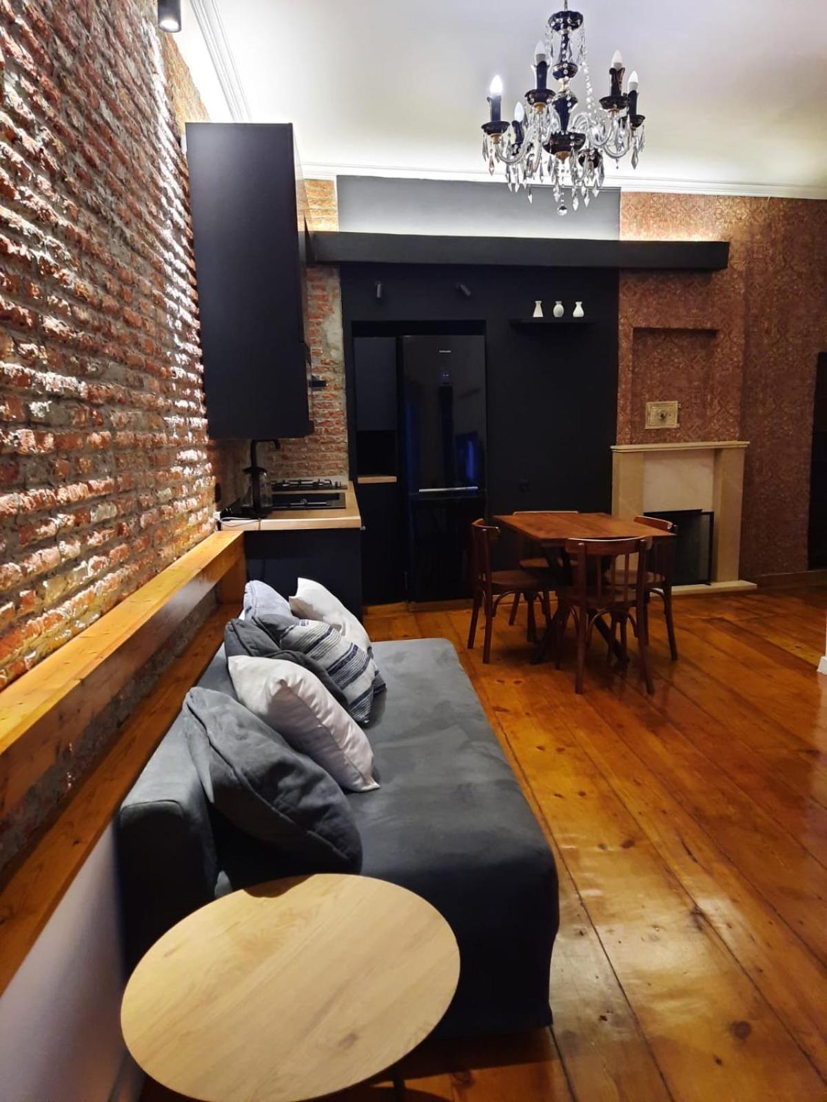 Tbilisi Central Apartment Екстериор снимка